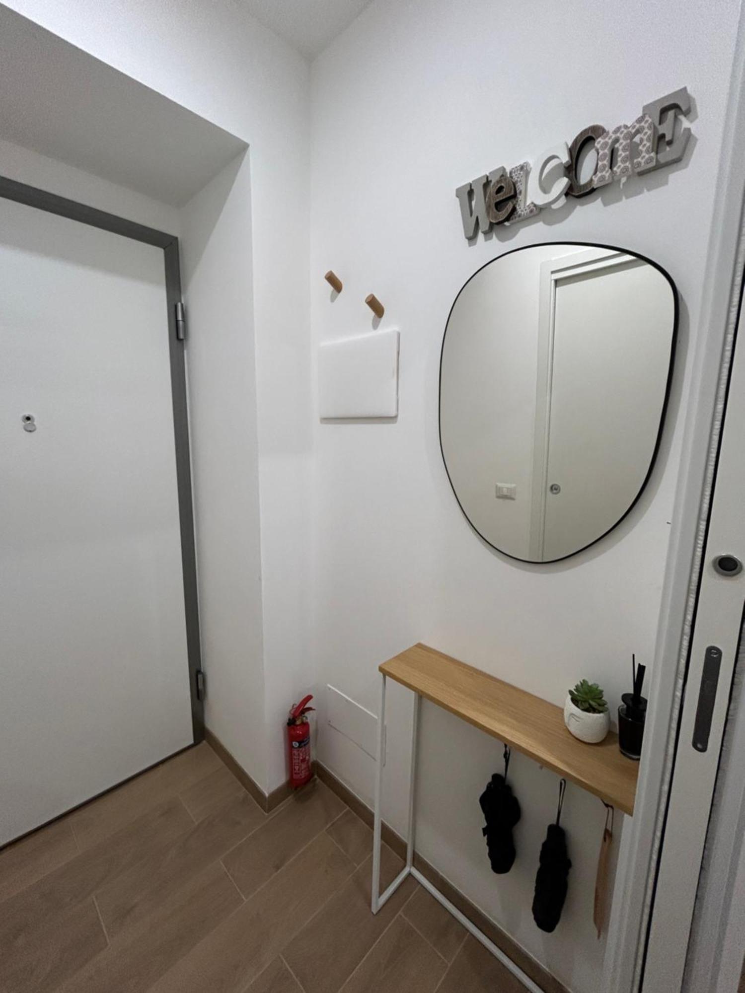 Navigli-Bocconi - Peque Home, Wi-Fi Milán Exteriér fotografie